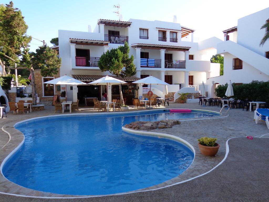 Apartamentos Los Pinares Benet Santa Eularia des Riu Exterior photo