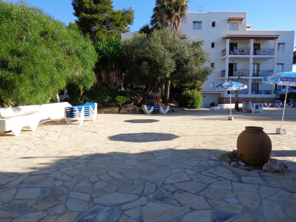 Apartamentos Los Pinares Benet Santa Eularia des Riu Exterior photo