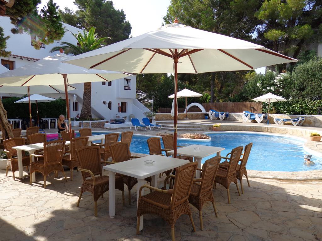 Apartamentos Los Pinares Benet Santa Eularia des Riu Exterior photo